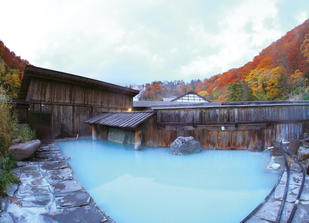 【中古】 温泉・宿ガイド北陸・奥飛騨・東海 ６０湯２９０軒/山と渓谷社/山と渓谷社 中古】 温泉・宿ガイド北陸・奥飛騨・東海 60湯290軒/山と
